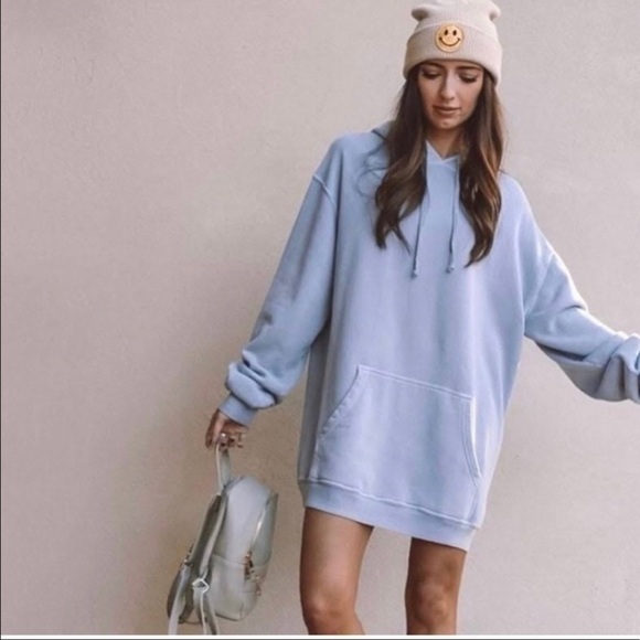 WILDFOX Colin Oversize Hoodie - Picture 1 of 9
